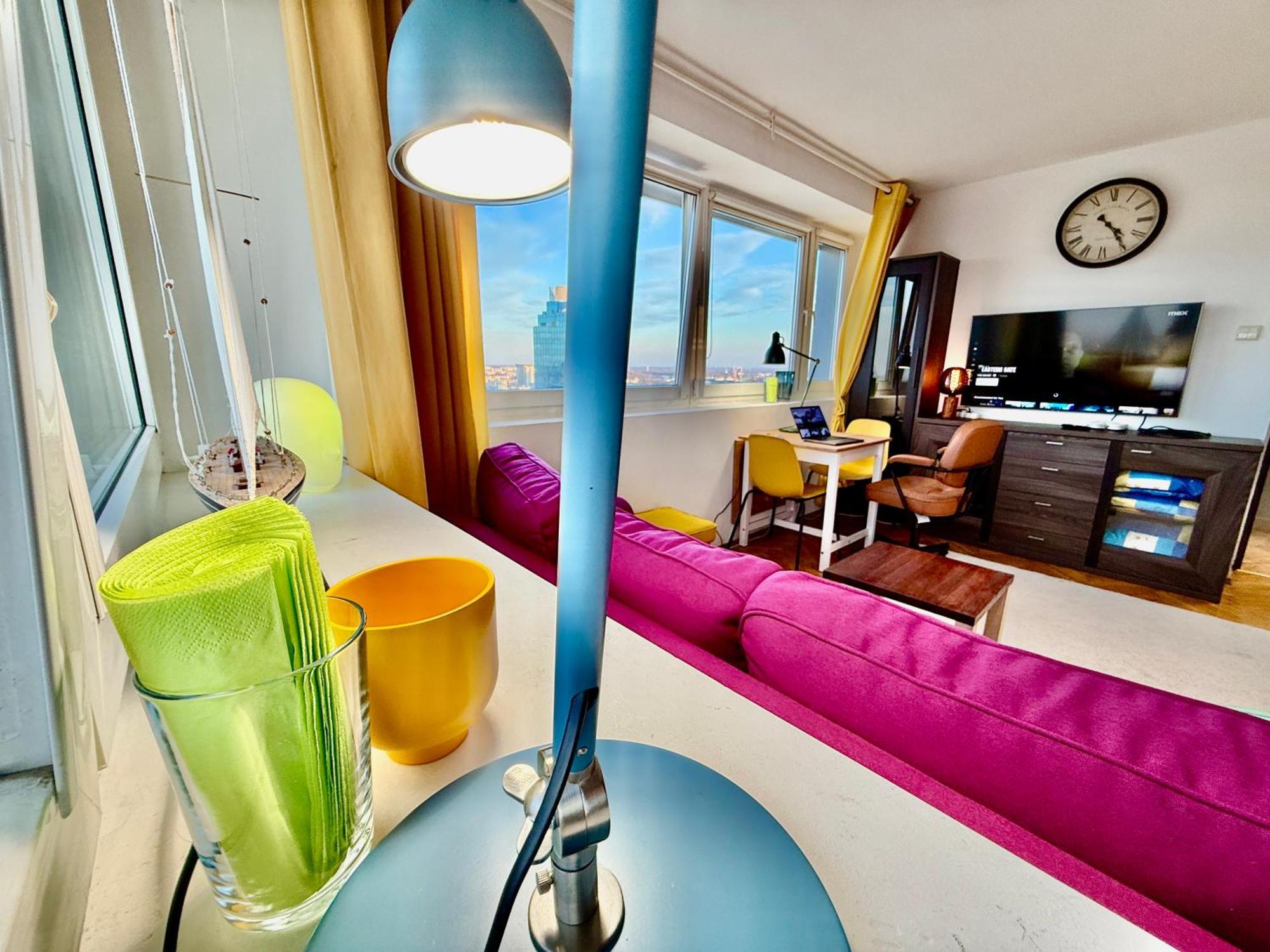 Super Apartment Yellow 2X Metro Fast Wifi 1 Gbs Netflix Panorama Miasta Warsaw Exterior photo